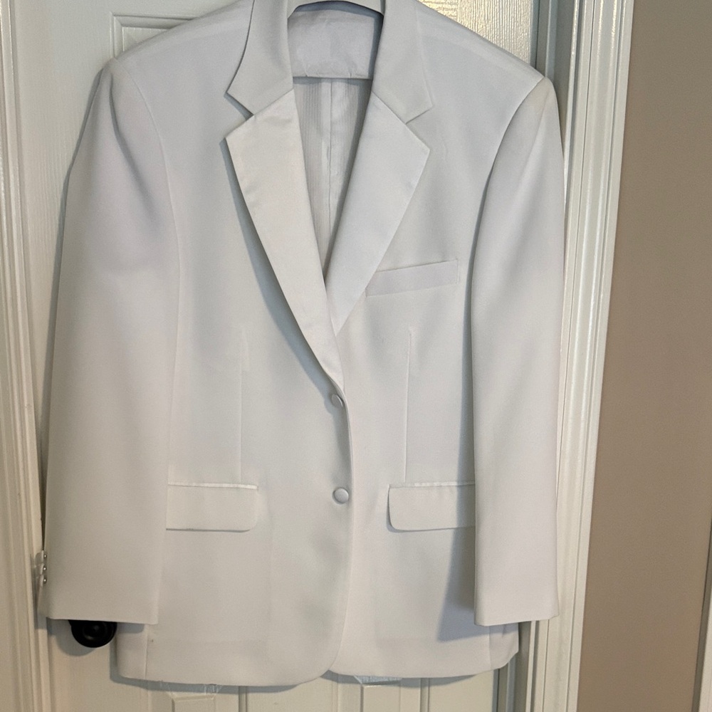 Elegant White Blazer